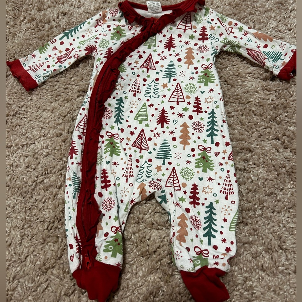 Bamboo Christmas zippy 0-3 months